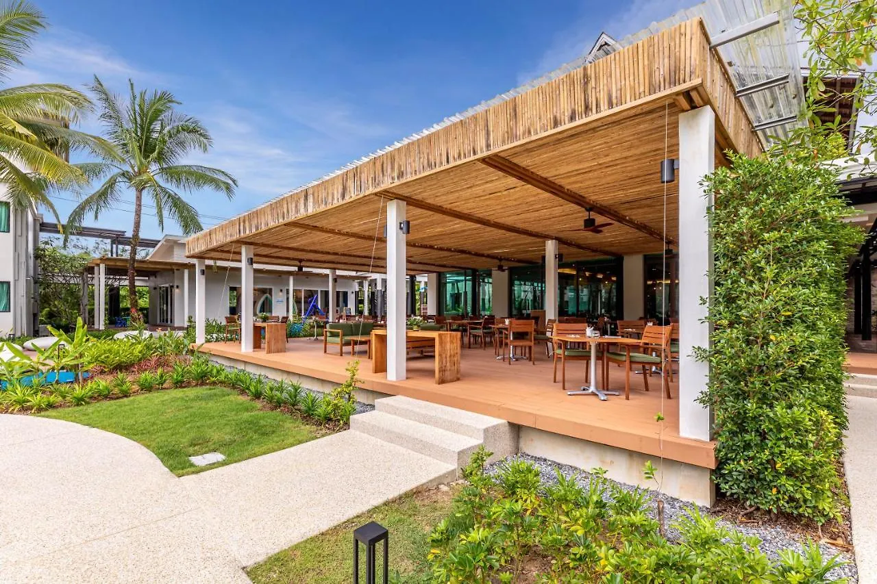 *****  Outrigger Khao Lak Beach Resort - Sha Extra Plus Tailandia