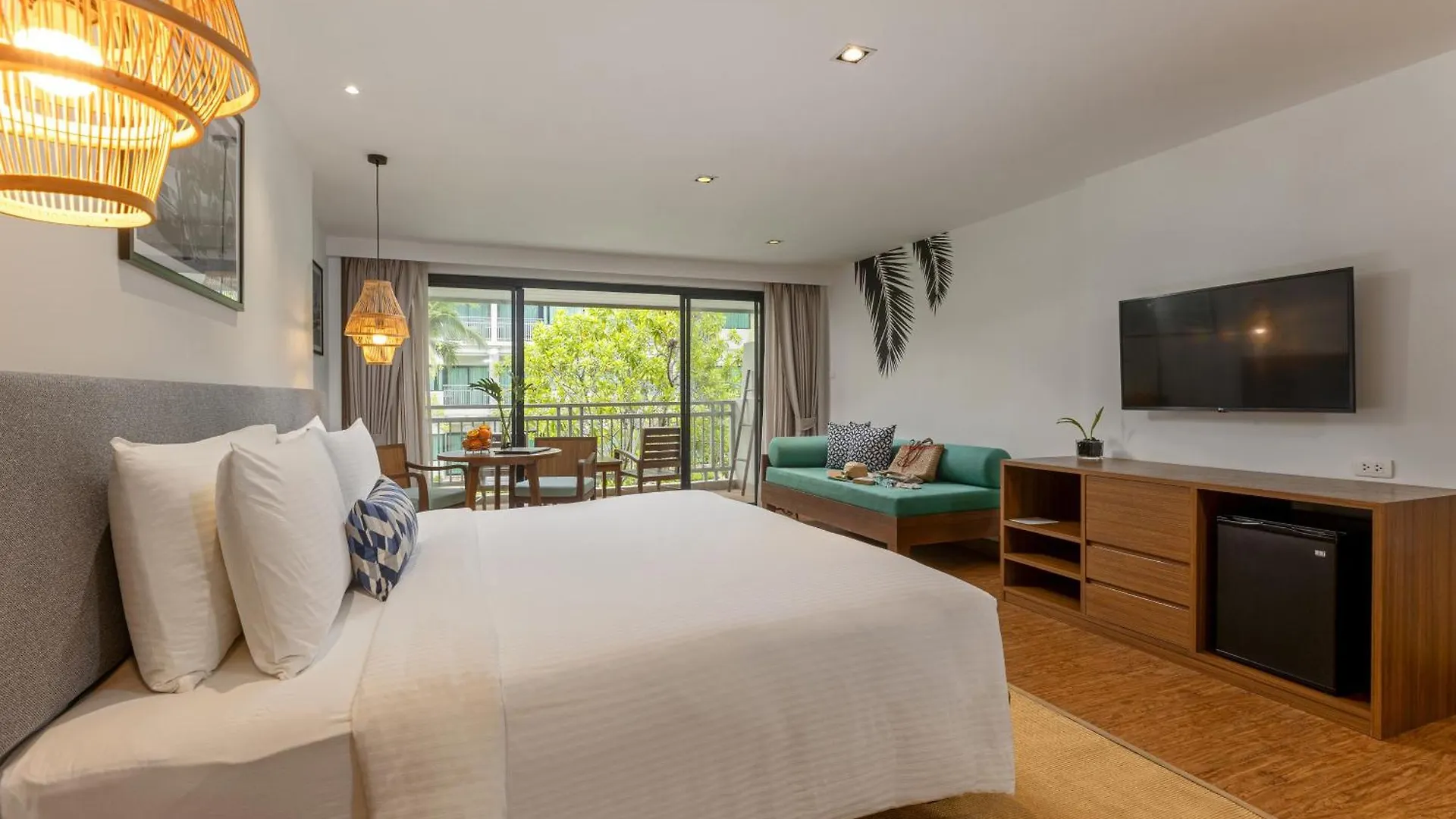 Outrigger Khao Lak Beach Resort - Sha Extra Plus
